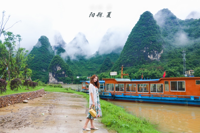 桂林最佳旅游景点排名：定制详细旅游路线攻略，携手金牌可靠导游一起畅游
