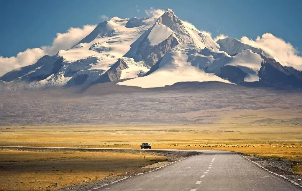 10月份西藏旅游怎么玩最省钱最经济实惠？2022国庆最新玩转西藏最强攻略